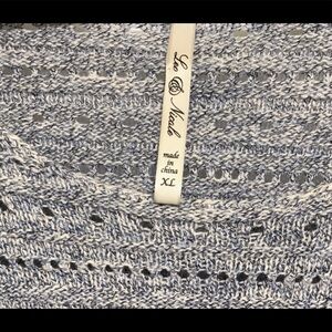 LEO  & NICOLE XL Blue & White Striped Sweater